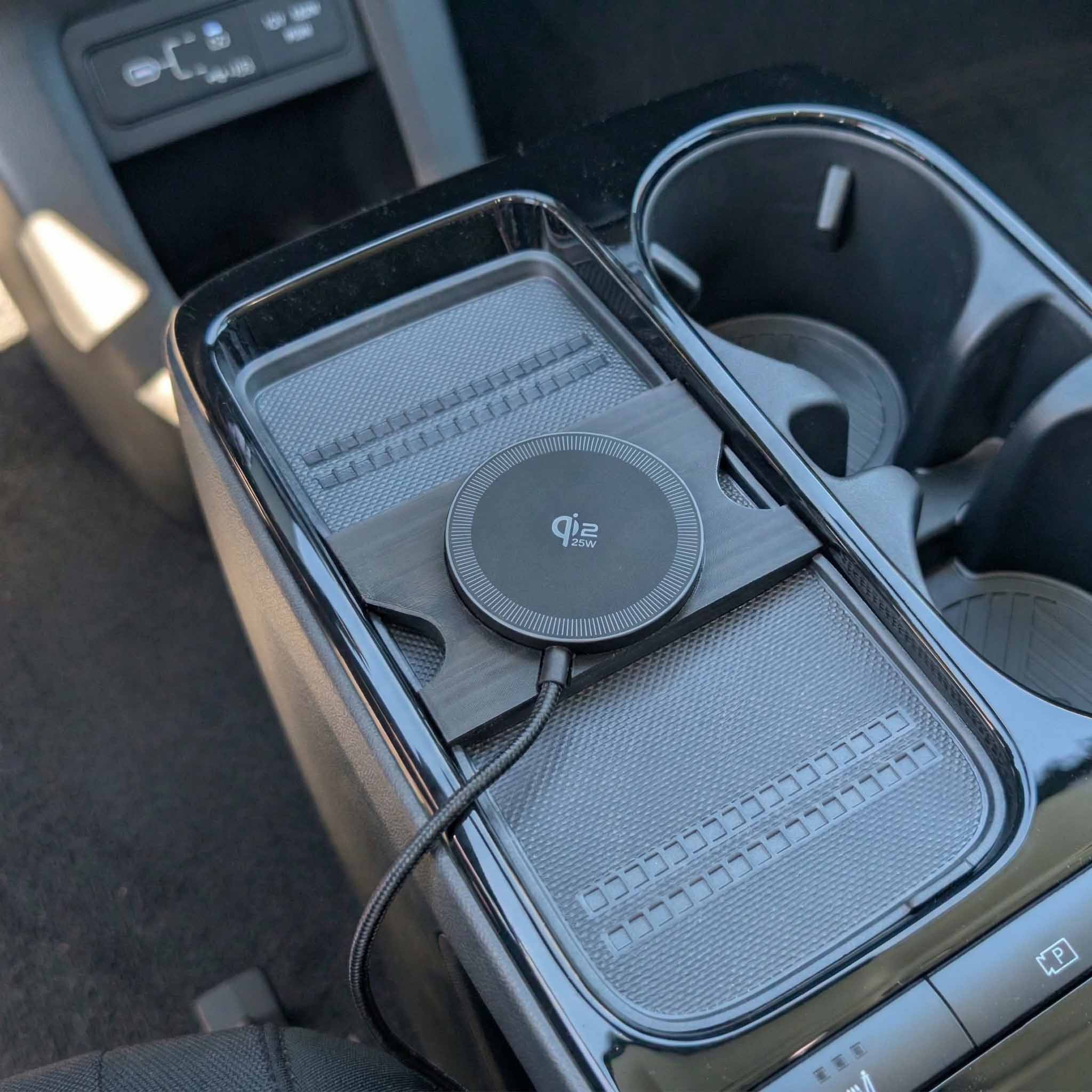 2025+ Ioniq 5 SE Wireless Charging Pad