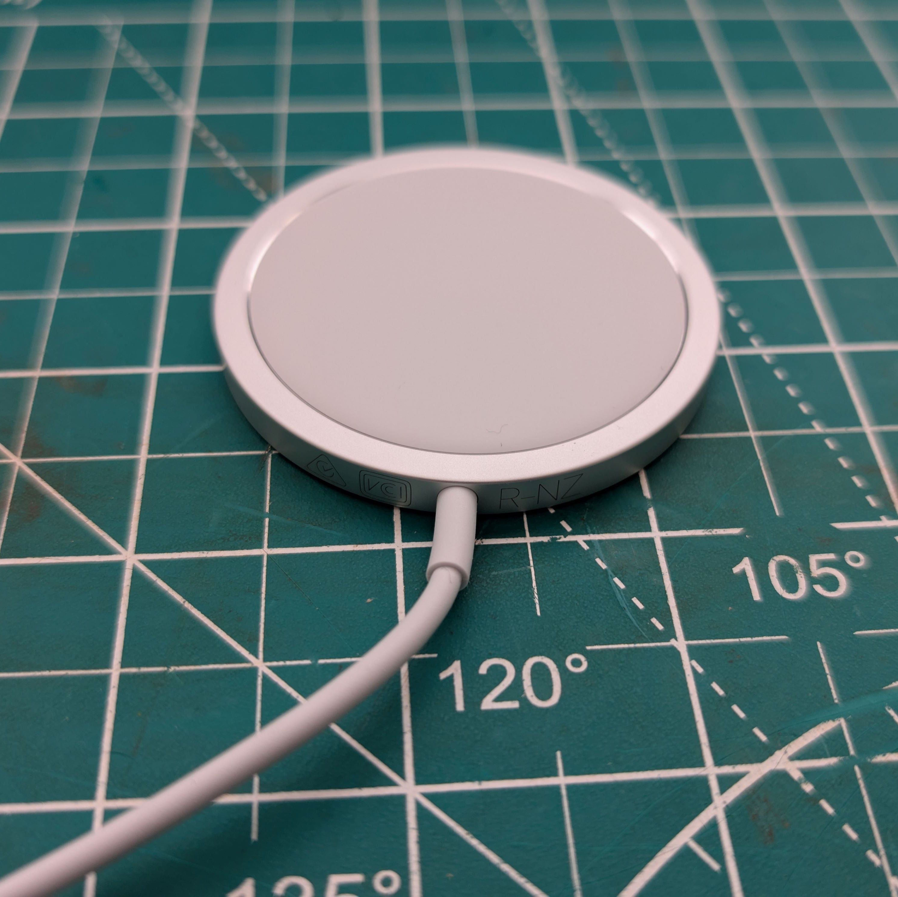 2025+ Ioniq 5 SE Wireless Charging Pad