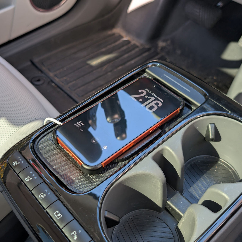 2025-2026 Ioniq 5 Wireless Charging Pad - iPhone/Pixel 10